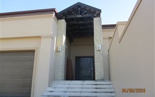 5 Bedroom House in Big Bay