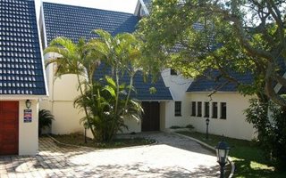 5 Bedroom House in Meerensee