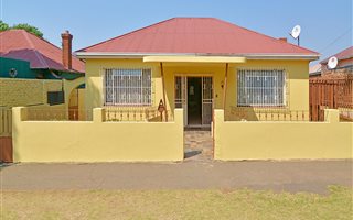 3 Bedroom House in Malvern