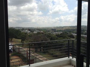 2 Bed Apartment in Dainfern