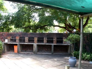 3 Bed Apartment in Arcadia