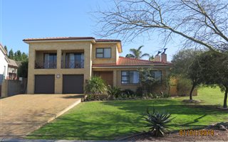 4 Bedroom House in Kleinbron Estate