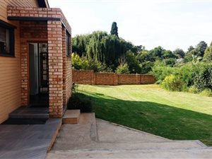 2 Bed House in Victory Park