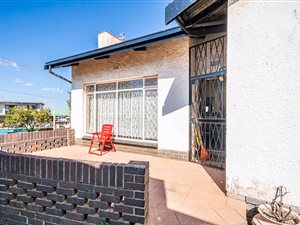 4 Bed House in Newclare