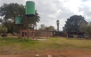 8.6 ha Farm in Palmietfontein
