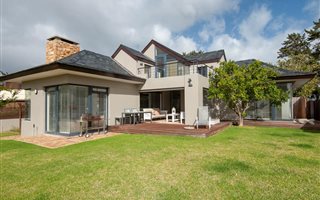 3 Bedroom House in Arabella Country Estate