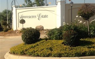 2 Bedroom Apartment in Broadacres