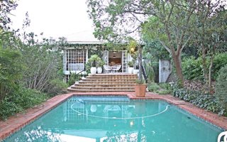 5 Bedroom House in Bayswater
