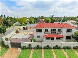 500 m² Commercial space in Van Riebeeck Park