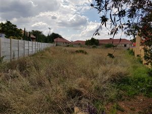 946 m² Land available in Fochville