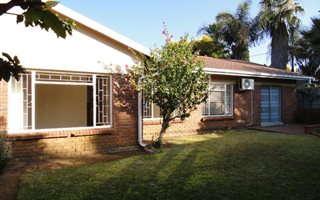 3 Bedroom Townhouse in Hutten Heights