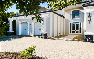 4 Bedroom House in Val de Vie
