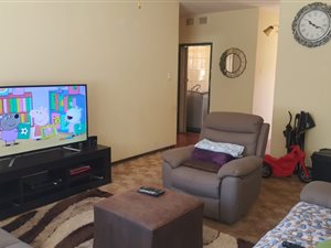 2 Bed Apartment in Vanderbijlpark CW6