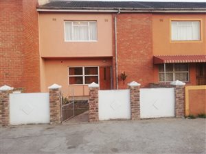 3 Bed House in Booysen Park