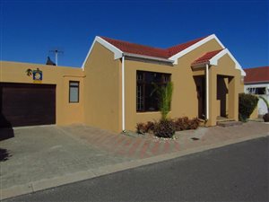 3 Bed House in Bothasig