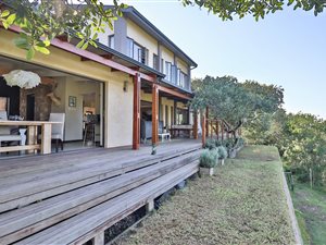 4 Bed House in Lovemore Park