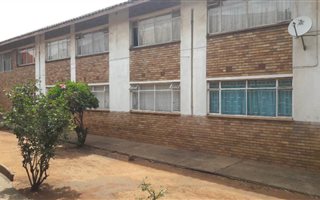 2 Bedroom Apartment in Vanderbijlpark CW