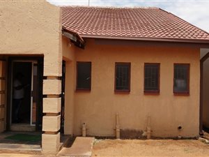 200 m² Office Space in Vaalpark