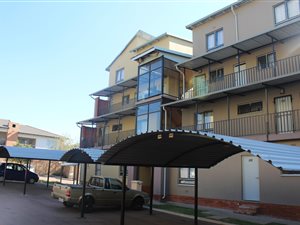 2 Bed Apartment in Erand Gardens