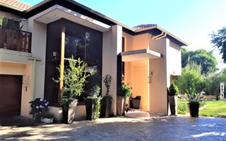 4 Bedroom House in Forest Town