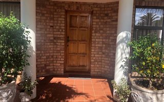 3 Bedroom House in Royldene