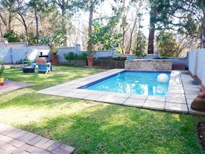 2 Bed Townhouse in Fourways