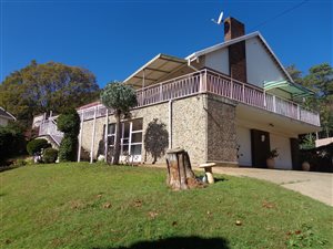 4 Bed House in Alan Manor