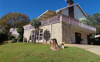 4 Bedroom House in Alan Manor