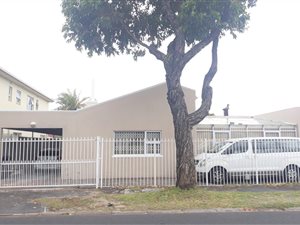 5 Bed House in Rondebosch East