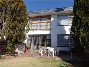 1 Bed Townhouse in Corlett Gardens