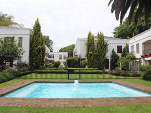 1 Bed Apartment in Saxonwold