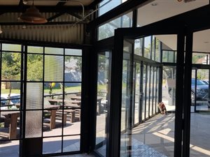 100 m² Retail Space in Silvamonte
