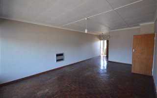 2 Bedroom Apartment in Florida Lake