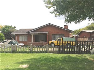 9 Bed House in Vanderbijlpark CW4