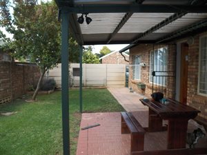 2 Bed Townhouse in Elarduspark