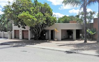 5 Bedroom House in Bendor Park