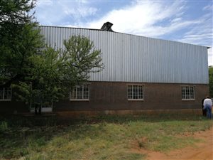 1800 m² Commercial space in Derdepoort