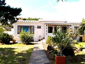 201 m² Commercial space in Sandbaai