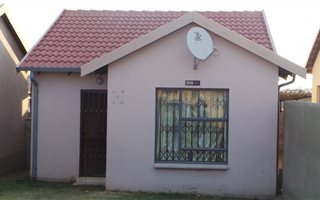 2 Bedroom House in Fleurhof
