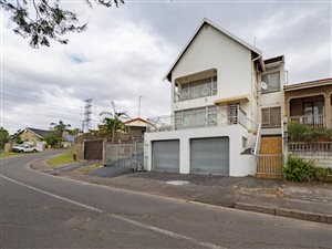 5 Bed House in Havenside