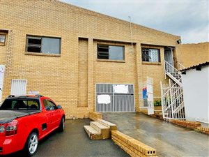 1300 m² Industrial space in Monavoni