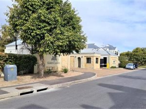 2 Bed Apartment in Silver Oaks