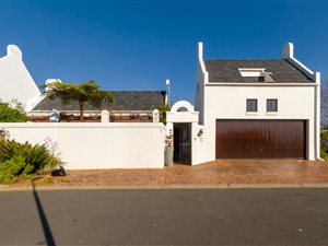 4 Bed House in Kelland