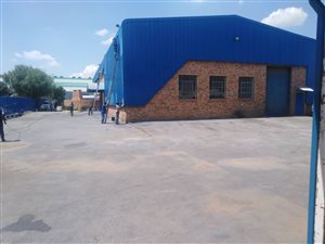 1323 m² Industrial space in Stormill