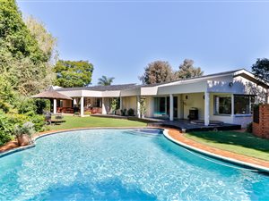 4 Bed House in Elma Park