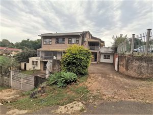 12.5 Bed House in Port Shepstone