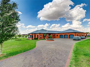 5 Bed House in Bredell AH