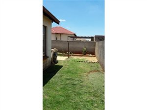3 Bed House in Troyeville
