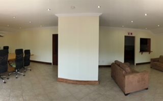 225 m² Office Space in Highveld