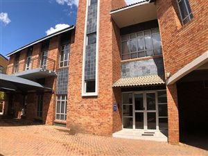 550 m² Commercial space in Irene